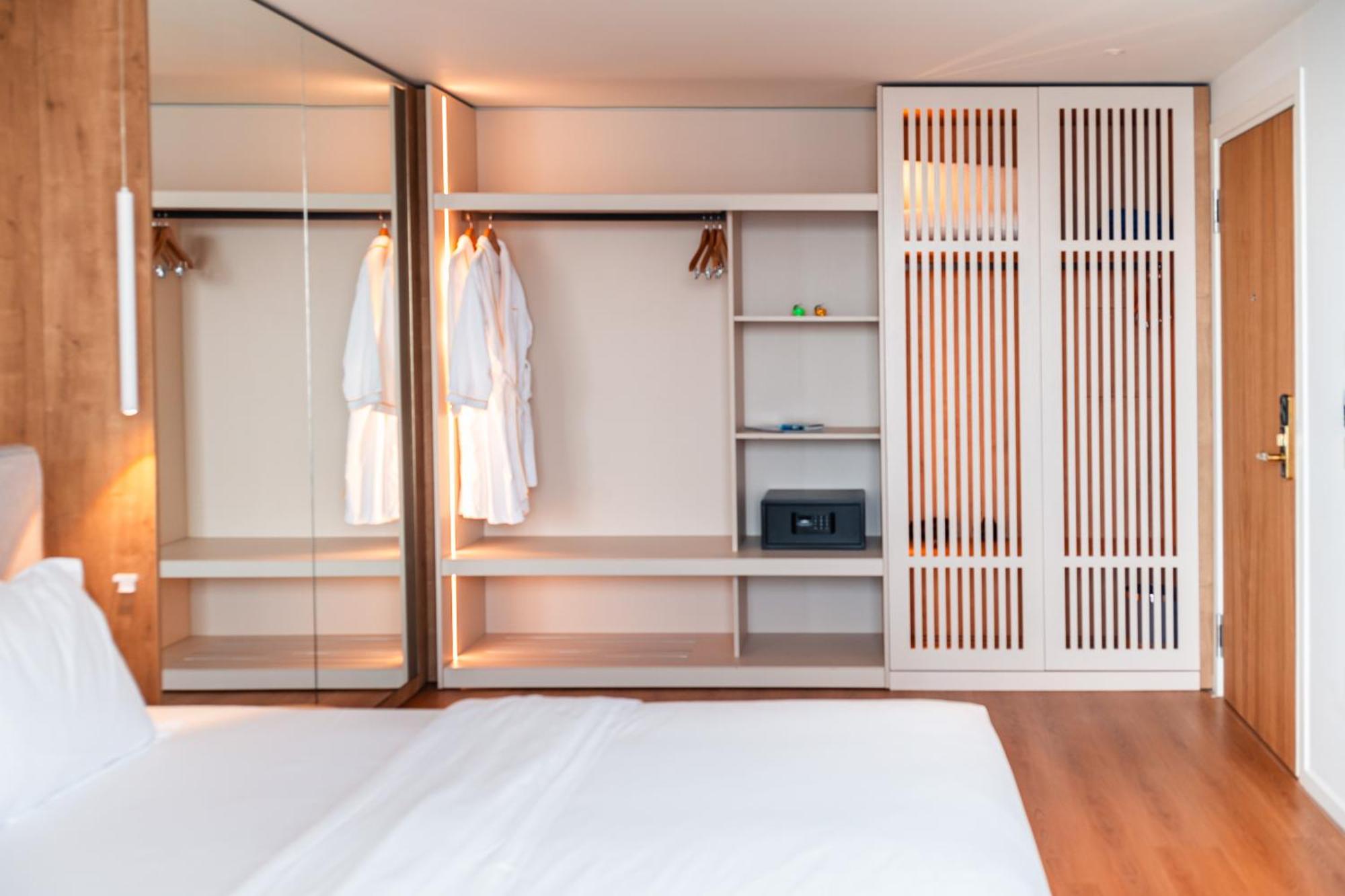 Hotel Vale Sarande Ngoại thất bức ảnh